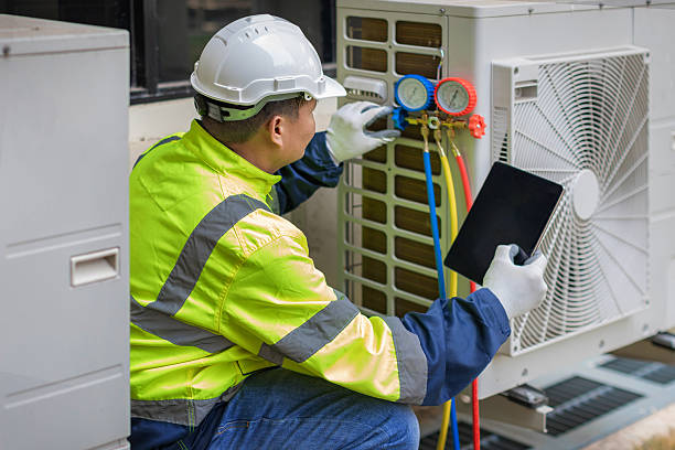 Professional Heat Pump Repair technician working in Glen Arm, MD